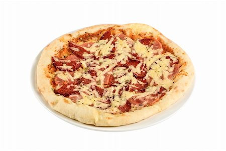 simsearch:400-04479187,k - Salami pizza isolated on a white background Stock Photo - Budget Royalty-Free & Subscription, Code: 400-04788440