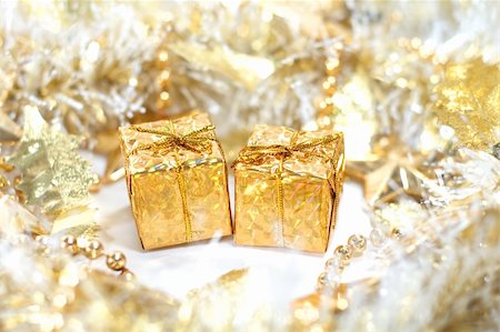 simsearch:400-05381288,k - Christmas background with decorations in gold Stock Photo - Budget Royalty-Free & Subscription, Code: 400-04781267