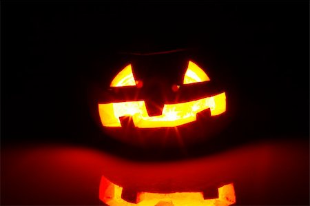 simsearch:400-05325412,k - Halloween's orange pumpkin photo on the black background Stock Photo - Budget Royalty-Free & Subscription, Code: 400-04798166