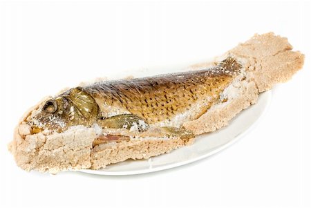 simsearch:400-05731297,k - Fish carp baked with bay salt closeup Stock Photo - Budget Royalty-Free & Subscription, Code: 400-04799182