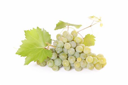 simsearch:400-06923729,k - A shot of a bunch of green grapes, laying and isolated on white. Stock Photo - Budget Royalty-Free & Subscription, Code: 400-04806338