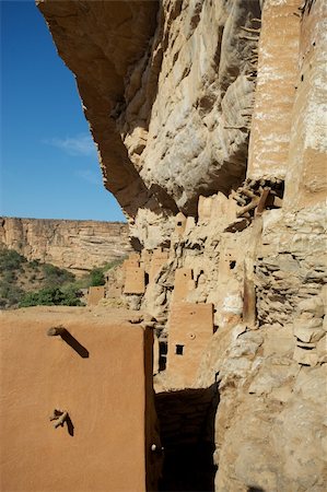 simsearch:400-06076338,k - Detail of architecture in the Bandiagara site - an outstanding landscape of cliffs and sandy plateaux with some beautiful Dogon architecture Stock Photo - Budget Royalty-Free & Subscription, Code: 400-04817668