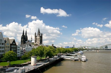 simsearch:400-06138816,k - River Rhine and cathedral of Cologne, Germany Photographie de stock - Aubaine LD & Abonnement, Code: 400-04818438