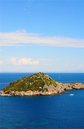 simsearch:400-04793526,k - A Typical Italian Seascape With Hills And Indented Coastline Stock Photo - Budget Royalty-Free & Subscription, Code: 400-04812406
