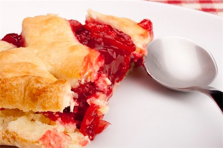 simsearch:400-04370315,k - American pie cherry filling - a traditional dessert. Stock Photo - Budget Royalty-Free & Subscription, Code: 400-04820147