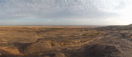 simsearch:400-05730832,k - The Bandiagara site is an outstanding landscape of cliffs and sandy plateaux with some beautiful Dogon architecture Stock Photo - Budget Royalty-Free & Subscription, Code: 400-04833005