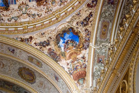 Balcony in the Main Hall of Dolma Bahche Palace- closeup Stock Photo - Budget Royalty-Free & Subscription, Code: 400-04847266