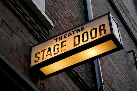 Illuminated sign at theatre in London's West End Stock Photo - Budget Royalty-Free & Subscription, Code: 400-04841994