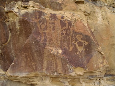 Weather worn indian petroglyphs in central Wyoming near Thermopolis. Stock Photo - Budget Royalty-Free & Subscription, Code: 400-04857779