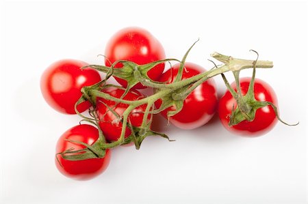 simsearch:400-04393672,k - some cherry tomatoes connected together on ther stem Stock Photo - Budget Royalty-Free & Subscription, Code: 400-04850244