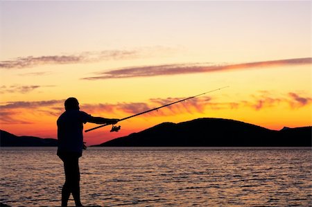 simsearch:400-07748817,k - Fishing at sunset Stock Photo - Budget Royalty-Free & Subscription, Code: 400-04867354