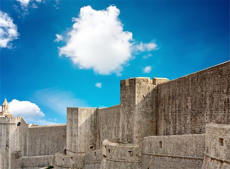 simsearch:400-06138816,k - Dubrovnik fortress city wall Photographie de stock - Aubaine LD & Abonnement, Code: 400-04867523