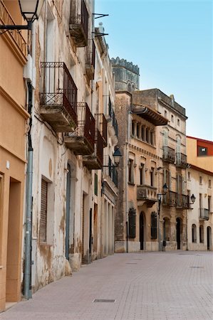 simsearch:400-04375112,k - Siesta In The Typical Medieval Spanish City Stock Photo - Budget Royalty-Free & Subscription, Code: 400-04868525