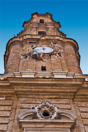 simsearch:400-05732427,k - Detail of a Typical Medieval Brick Catholic Church in Zaragoza, Spain Stock Photo - Budget Royalty-Free & Subscription, Code: 400-04876943