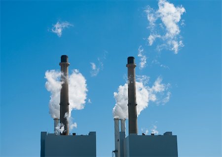 simsearch:400-05040563,k - power plant with smoking chimneys in rotterdam, netherlands Stock Photo - Budget Royalty-Free & Subscription, Code: 400-04872995