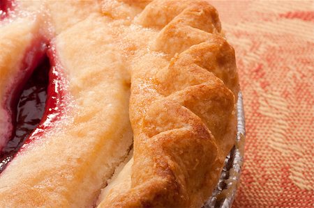 simsearch:400-04370315,k - American pie cherry filling - a traditional dessert. Stock Photo - Budget Royalty-Free & Subscription, Code: 400-04885625