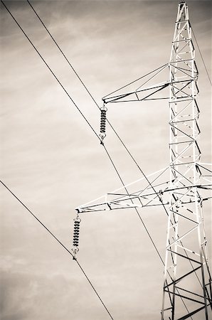 Pylon and transmission power line Photographie de stock - Aubaine LD & Abonnement, Code: 400-04895548