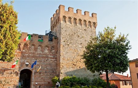 The fortres of Casole'd Elsa, Tuscany, Italy Stock Photo - Budget Royalty-Free & Subscription, Code: 400-04904219