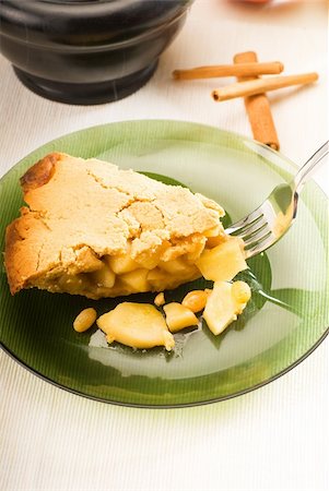 simsearch:400-04370315,k - fresh homemade apple pie over green glass dish macro colseup eating  with fork Stock Photo - Budget Royalty-Free & Subscription, Code: 400-04900285