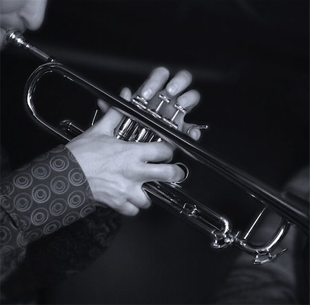 simsearch:400-04863651,k - Trumpet player. Focus on the finger of the saxophone player. b/w+blue tone Stock Photo - Budget Royalty-Free & Subscription, Code: 400-04933168