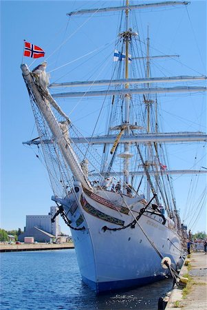 3-masted barque Statsraad Lehmkuhl on visit in Oulu, Finland Stock Photo - Budget Royalty-Free & Subscription, Code: 400-04976102