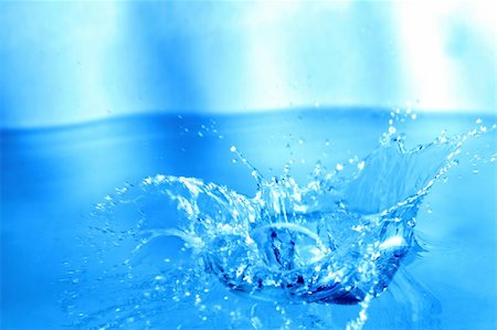 simsearch:400-05275951,k - blue water splash macro close up Stock Photo - Budget Royalty-Free & Subscription, Code: 400-04985799