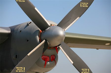 simsearch:400-08188604,k - Airplane propeller from a military transport plane Stock Photo - Budget Royalty-Free & Subscription, Code: 400-04996552