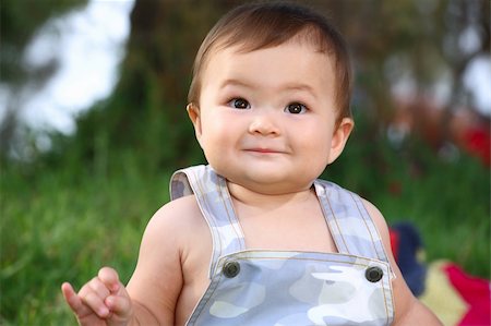 simsearch:400-04594888,k - beautiful baby boy outdoors Stock Photo - Budget Royalty-Free & Subscription, Code: 400-04999183