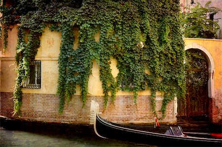 Artistic work of my own in retro style - Postcard from Italy. - Ivy and gondola - Venice. Stock Photo - Budget Royalty-Free & Subscription, Code: 400-05004766