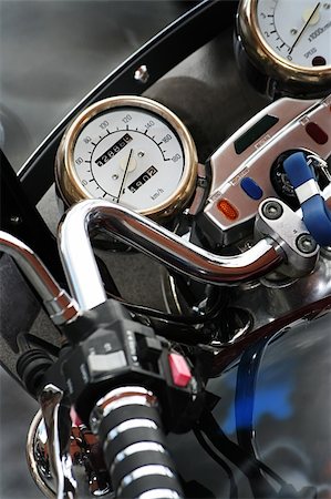 simsearch:400-05017762,k - Speedometer and tachometer of a sports motorcycle Stock Photo - Budget Royalty-Free & Subscription, Code: 400-05017748