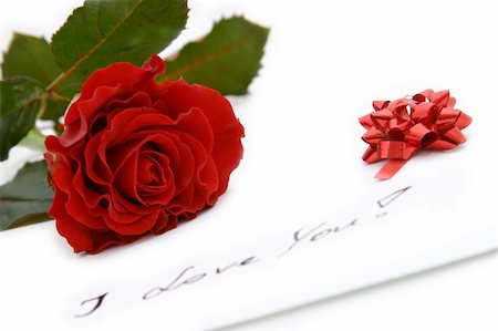 simsearch:400-06141323,k - beautiful red rose - valentine card Foto de stock - Super Valor sin royalties y Suscripción, Código: 400-05033817