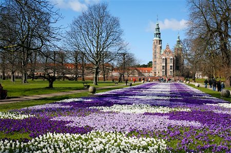 simsearch:400-05044143,k - Springtime Rosenborg Castle - the Kings Garden - Copenhagen, Denmark Stock Photo - Budget Royalty-Free & Subscription, Code: 400-05044143
