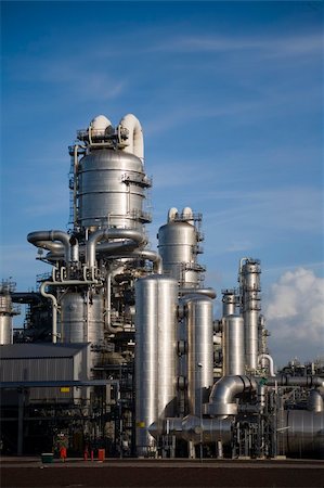 simsearch:400-05908531,k - Refinery at Europoort,Rotterdam, Holland Stock Photo - Budget Royalty-Free & Subscription, Code: 400-05043539