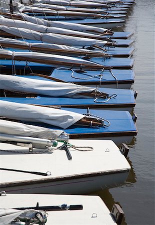 simsearch:400-04433053,k - Many blue sailing boats in the marina Stock Photo - Budget Royalty-Free & Subscription, Code: 400-05058892