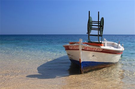 simsearch:400-05254289,k - Fishing boat in Parga northern Greece Stock Photo - Budget Royalty-Free & Subscription, Code: 400-05051033