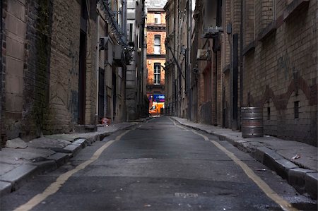 deserted city streets - Looking down a long dark back alley Stock Photo - Budget Royalty-Free & Subscription, Code: 400-05065372