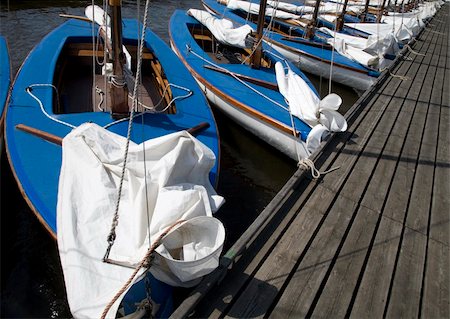 simsearch:400-04433053,k - Many blue sailing boats in the marina Stock Photo - Budget Royalty-Free & Subscription, Code: 400-05063160