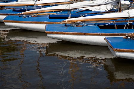 simsearch:400-04433053,k - Many blue sailing boats in the marina Stock Photo - Budget Royalty-Free & Subscription, Code: 400-05063282