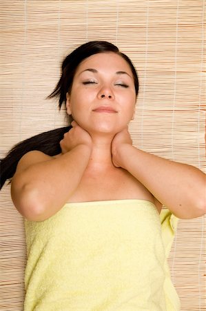 simsearch:400-05322963,k - attractive brunette woman relaxing in massage Stock Photo - Budget Royalty-Free & Subscription, Code: 400-05078268