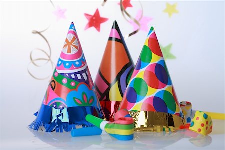 simsearch:400-04664354,k - Party accessories for New Year Eve, birthday party or carnival Foto de stock - Super Valor sin royalties y Suscripción, Código: 400-05088102