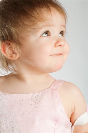 simsearch:400-07509444,k - Portrait of a cute toddler looking up Stock Photo - Budget Royalty-Free & Subscription, Code: 400-05095513