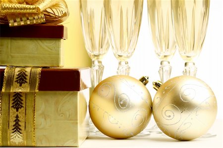 simsearch:400-05281659,k - holiday card - golden champagne and gift Stock Photo - Budget Royalty-Free & Subscription, Code: 400-05095954