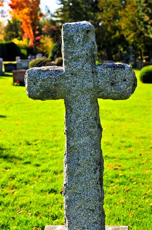 simsearch:400-04032243,k - Bright graveyard lawn with ancient tombstone crosses Stock Photo - Budget Royalty-Free & Subscription, Code: 400-05113932