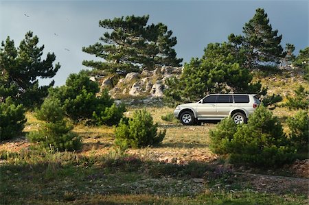 simsearch:625-00801301,k - Offroading in an Suv / 4x4 / Mountain road Stock Photo - Budget Royalty-Free & Subscription, Code: 400-05122933