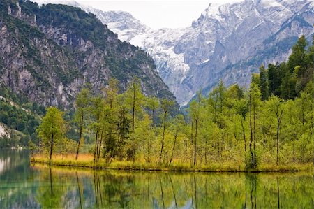simsearch:400-05135647,k - View to the shore in the Almsee Lake, Almtal valley, Austria Stock Photo - Budget Royalty-Free & Subscription, Code: 400-05136425