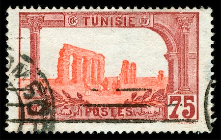 simsearch:400-04832369,k - vintage stamp from Tunisia depicting Roman ruins of Carthage from the phoenician empire Foto de stock - Super Valor sin royalties y Suscripción, Código: 400-05137760