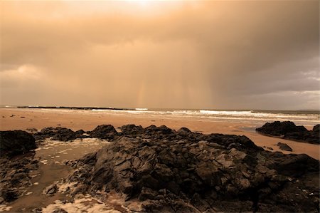 simsearch:400-06641969,k - ballybunion beach as a storm gathers power on the horizon Foto de stock - Super Valor sin royalties y Suscripción, Código: 400-05131167