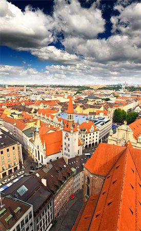 simsearch:400-07309915,k - The aerial view of Munich city center from the tower of the Peterskirche Stock Photo - Budget Royalty-Free & Subscription, Code: 400-05142360