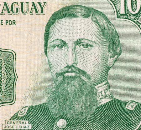General Jose Edubigis Diaz on 100 Guarani 1982 Banknote from Paraguay Foto de stock - Super Valor sin royalties y Suscripción, Código: 400-05154498