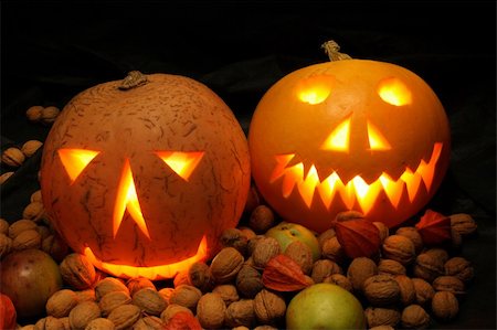 simsearch:400-05325412,k - nice halloween pumpkins on the black background Stock Photo - Budget Royalty-Free & Subscription, Code: 400-05157933